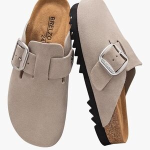 Brelzo Calvior Beige Suede Clogs with Buckle